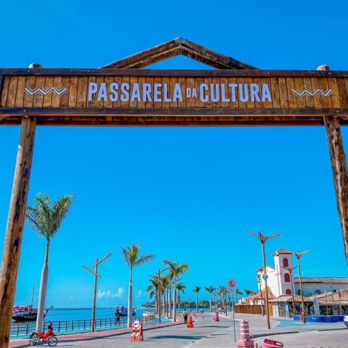 Paraíso turístico da Bahia anuncia taxa diária para carros