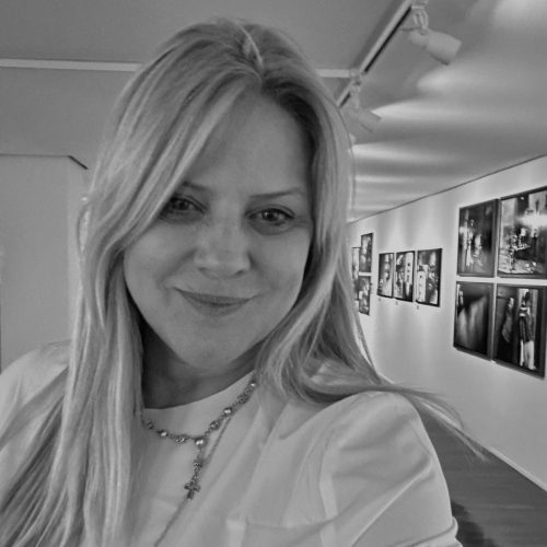 Fotógrafa Andrea Fiamenghi volta a expor em Salvador após sete anos