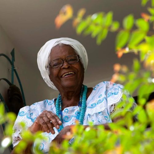 Centenário de Mãe Stella de Oxóssi é homenageado com exposição no Santo Antônio