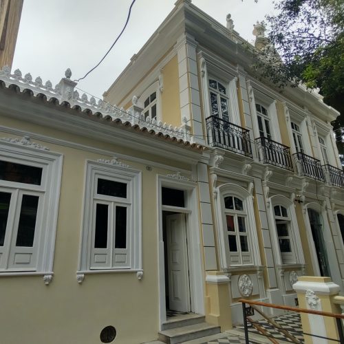 Biblioteca Anísio Teixeira celebra 77 anos com programação especial