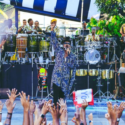 Arrastão de Carnaval em Salvador 2025: Léo Santana, Carlinhos Brown e Danniel Vieira encerram a folia