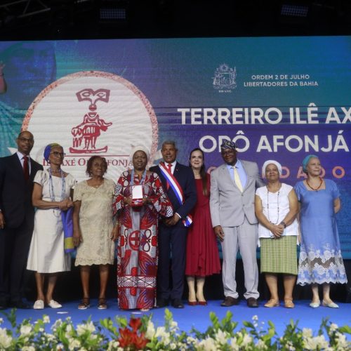 Governador entrega medalhas da Ordem 2 de Julho no MAC Bahia
