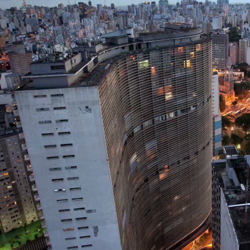 Produção que retrata dia-a-dia no Copan vence prêmio internacional de documentários