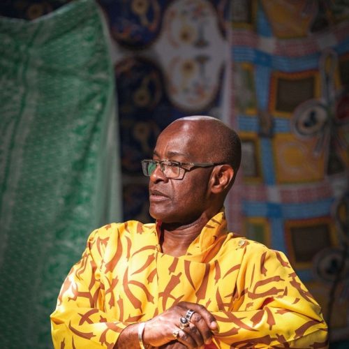 A força de Alberto Pitta em preto e branco