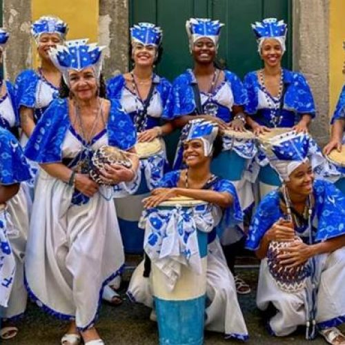 Ritmos afro-baianos das Filhas de Gandhy tomam o Shopping Barra neste sábado, 31