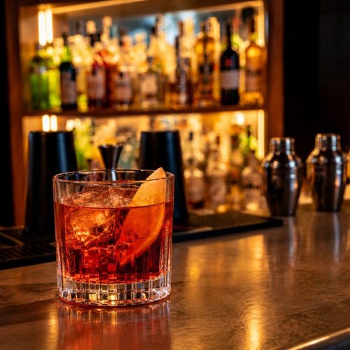 Clube Bar terá abertura especial neste sábado durante a Negroni Week