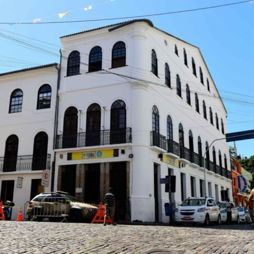 Casa do Benin fecha após acidente e só deve reabrir depois de abril