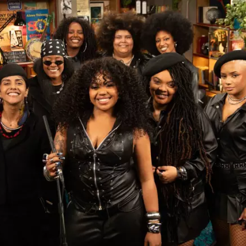 Cantora baiana é destaque de edição especial do Tiny Desk Brasil