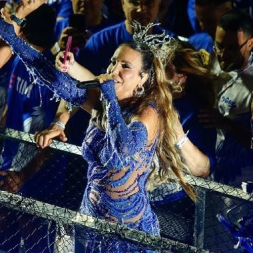 Ivete puxa o Coruja hoje no circuito Barra-Ondina (crédito: Arisson Marinho/CORREIO)