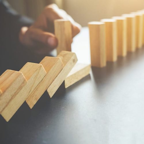 Recuperações judiciais somam 167 em abril e refletem pressão sobre pequenos negócios