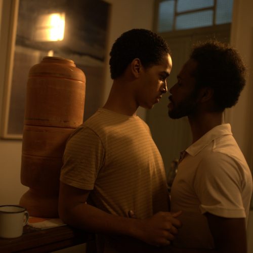 Panorama Coisa de Cinema recebe premiado curta “Se Seu Corpo É Belo”, com ex-ator de Malhação, João Pedro Oliveira