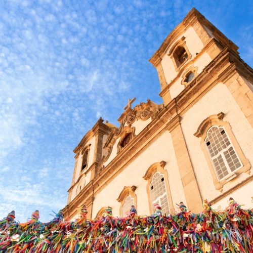 Lavagem do Bonfim movimenta Salvador com fé e festas